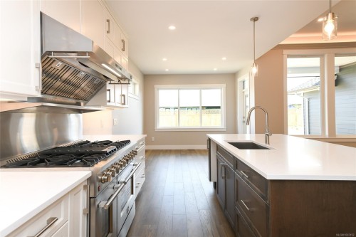 3400 Rhys Rd, Courtenay, BC 