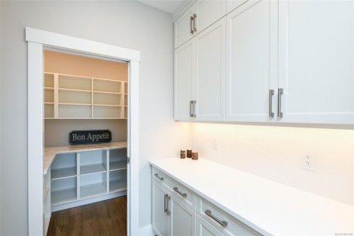 3400 Rhys Rd, Courtenay, BC 