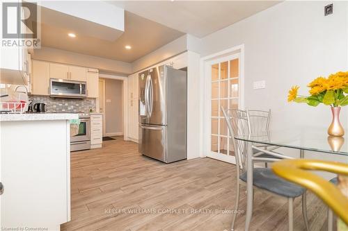 574 Upper Sherman Avenue, Hamilton, ON - Indoor Photo Showing Kitchen