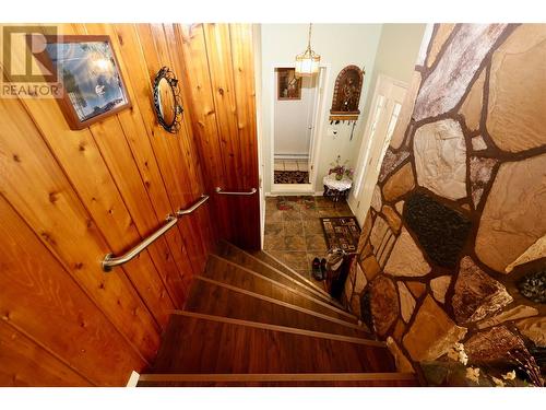 3361 & 3365 95 Highway, Golden, BC - Indoor Photo Showing Other Room