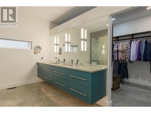 3160 Highway Drive, Trail, BC 