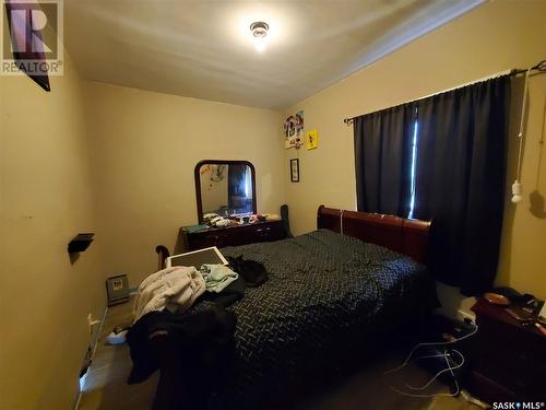 228 4Th Street E, Ponteix, SK - Indoor Photo Showing Bedroom