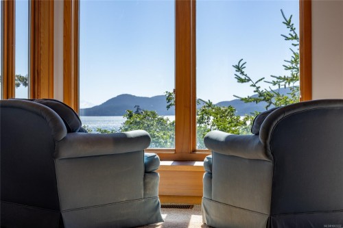4308 Clam Bay Rd, Pender Island, BC 