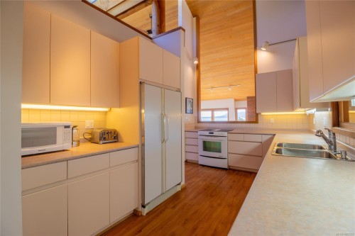 4308 Clam Bay Rd, Pender Island, BC 