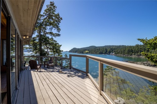 4308 Clam Bay Rd, Pender Island, BC 