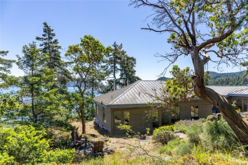 4308 Clam Bay Rd, Pender Island, BC 