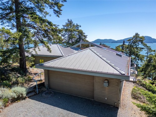 4308 Clam Bay Rd, Pender Island, BC 