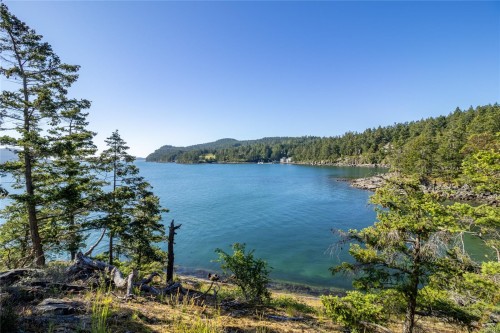 4308 Clam Bay Rd, Pender Island, BC 