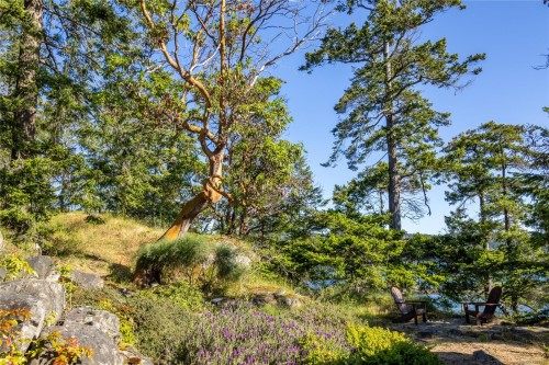 4308 Clam Bay Rd, Pender Island, BC 