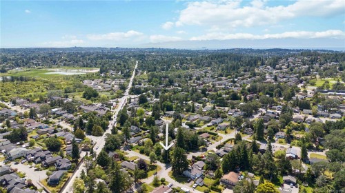 4155 North Rd, Saanich, BC 