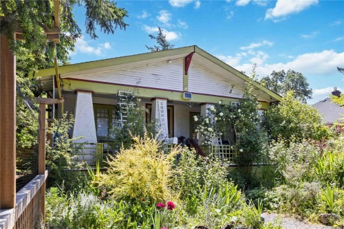 4155 North Rd, Saanich, BC 