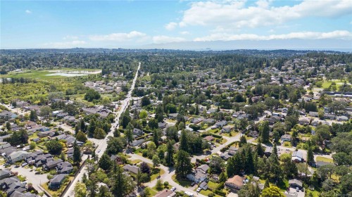 4155 North Rd, Saanich, BC 