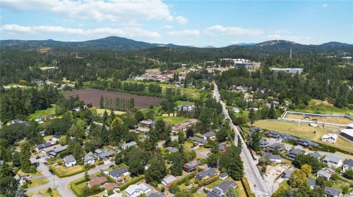 4155 North Rd, Saanich, BC 