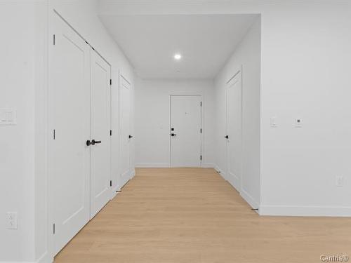 Hall - 206-6037 Boul. De Maisonneuve O., Montréal (Côte-Des-Neiges/Notre-Dame-De-Grâce), QC - Indoor Photo Showing Other Room