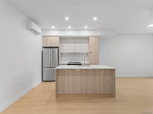 Kitchen - 206-6037 Boul. De Maisonneuve O., Montréal (Côte-Des-Neiges/Notre-Dame-De-Grâce), QC - Indoor Photo Showing Kitchen