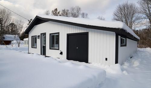 Façade - 16 Ch. De La Chute, Chute-Saint-Philippe, QC - Outdoor