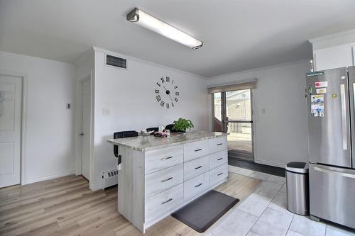 Cuisine - 501 1Re Rue O., Amos, QC - Indoor Photo Showing Other Room