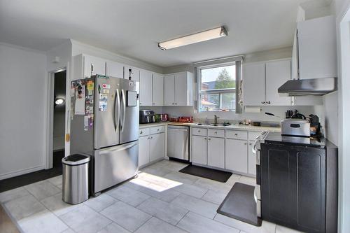 Cuisine - 501 1Re Rue O., Amos, QC - Indoor Photo Showing Kitchen With Double Sink