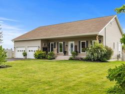 30 Sunset Drive  Kensington, PE C0B 1M0