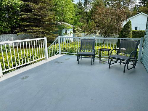 Terrasse - 2365 Rue Guenette, Val-David, QC - Outdoor