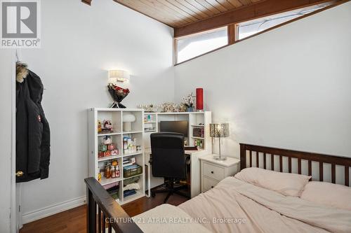 1293 Stouffville Road, Richmond Hill, ON - Indoor Photo Showing Bedroom
