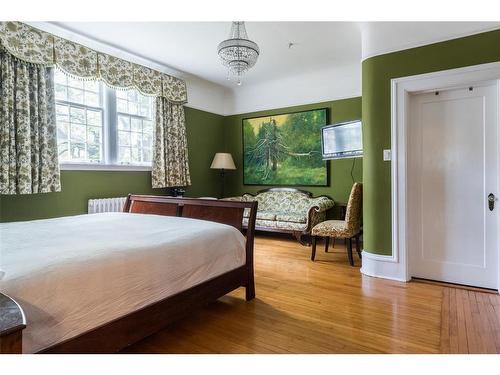 8-8A Forest Road, St. John'S, NL 