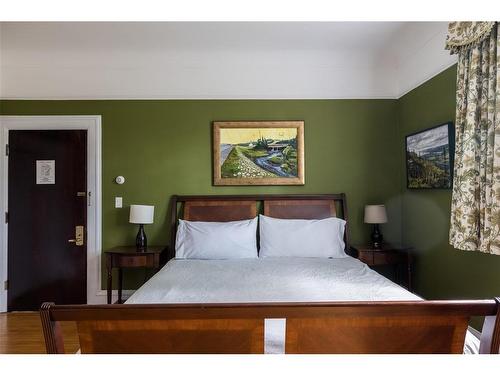 8-8A Forest Road, St. John'S, NL 