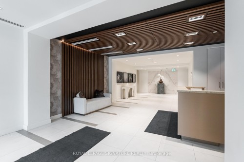 1303-2 Teagarden Court, Toronto, ON - Indoor Photo Showing Other Room