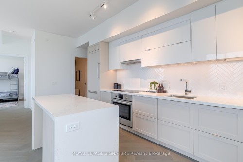 1303-2 Teagarden Court, Toronto, ON - Indoor Photo Showing Kitchen