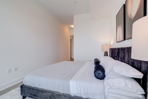 1303-2 Teagarden Court, Toronto, ON - Indoor Photo Showing Bedroom