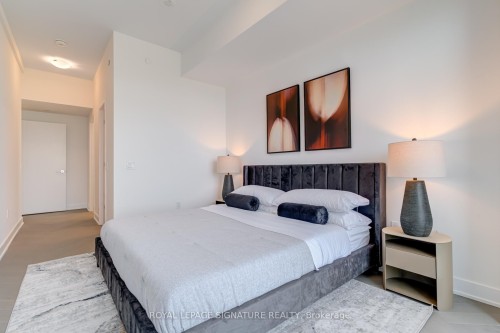 1303-2 Teagarden Court, Toronto, ON - Indoor Photo Showing Bedroom