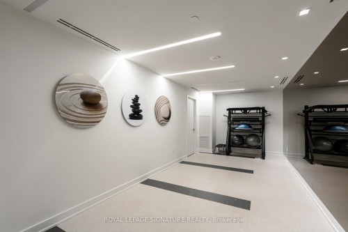 1303-2 Teagarden Court, Toronto, ON - Indoor Photo Showing Other Room