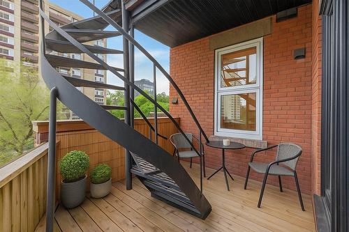 Patio - 200-1572 Av. Summerhill, Montréal (Ville-Marie), QC - Outdoor With Deck Patio Veranda With Exterior