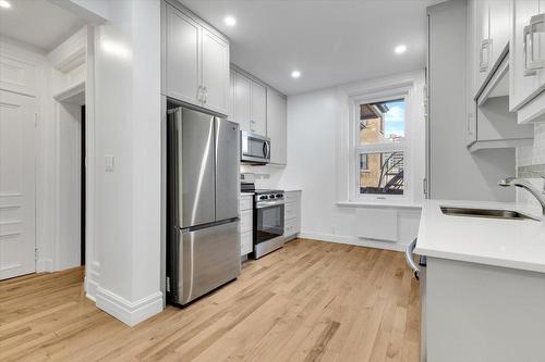 Kitchen - 200-1572 Av. Summerhill, Montréal (Ville-Marie), QC - Indoor Photo Showing Kitchen