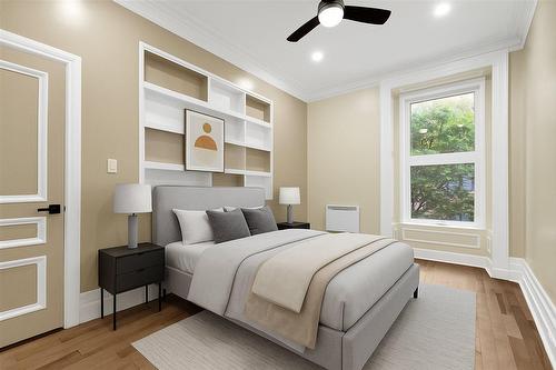 Primary bedroom - 200-1572 Av. Summerhill, Montréal (Ville-Marie), QC - Indoor Photo Showing Bedroom