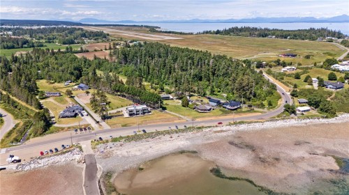 348 Lazo Rd, Comox, BC 