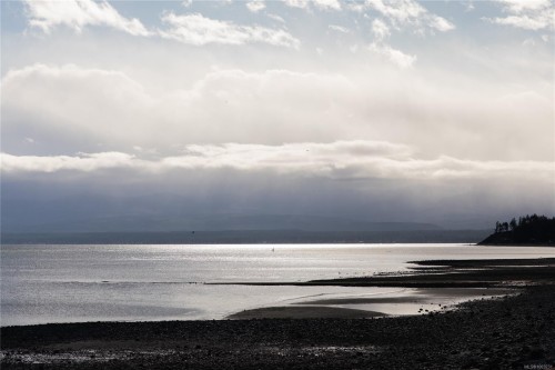 348 Lazo Rd, Comox, BC 