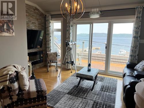 78 Bayview Road, Springdale, NL - Indoor Photo Showing Living Room