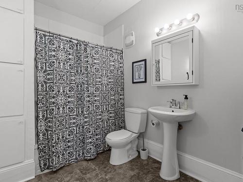 2133 New Cheverie Road, Cheverie, NS 