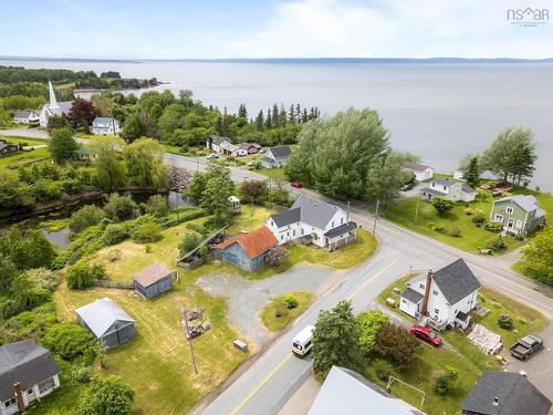 2133 New Cheverie Road, Cheverie, NS 