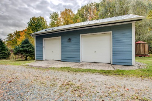Garage - 18  - 22 Rue Beauregard, Eastman, QC - Outdoor With Exterior
