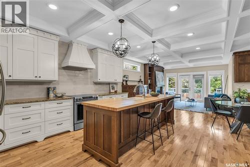 1339 Osler Street, Saskatoon, SK - Indoor Photo Showing Kitchen With Upgraded Kitchen