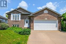 16 WELLANDVALE DRIVE  Welland (N. Welland), ON L3C 7C4