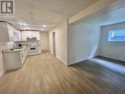 524-526 E 8Th Avenue, Prince Rupert, BC - Indoor Photo Showing Kitchen