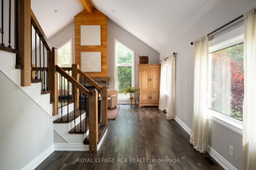 6175 Fourth Line, Erin, ON - Indoor Photo Showing Other Room