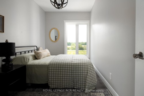6175 Fourth Line, Erin, ON - Indoor Photo Showing Bedroom