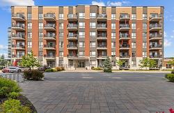 601-1 Rue Édouard-Lalonde  Vaudreuil-Dorion, QC J7V 0H7