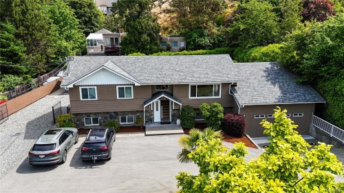 4767 Cordova Bay Rd, Saanich, BC 