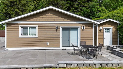 4767 Cordova Bay Rd, Saanich, BC 