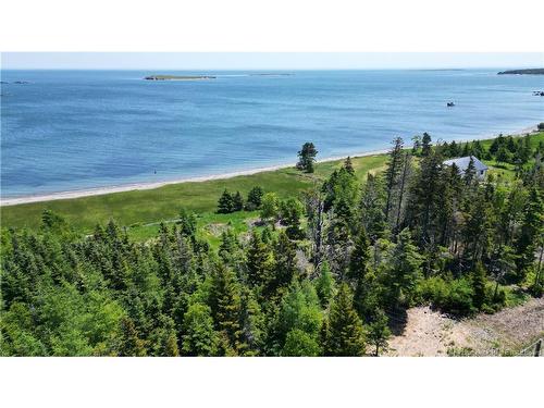 - Bancroft Point Rd, Grand Manan, NB 